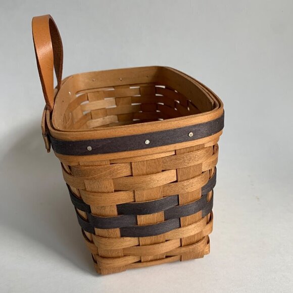 Bradford Basket Company 1990s Hanging Handwoven Vintage Basket - Picture 3 of 8